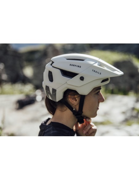 Achat Casque VTT femme ION Traze Amp MIPS au meilleur prix du web!
