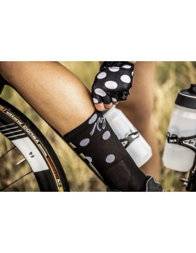 Achat Chaussettes vélo femme Rogelli au meilleur prix du web!