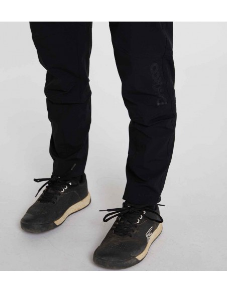 Achat Pantalon VTT femme Noir Dharco au meilleur prix du web!